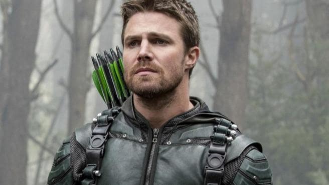 Primeras imágenes de Stephen Amell y Alexander Ludwig en Heels